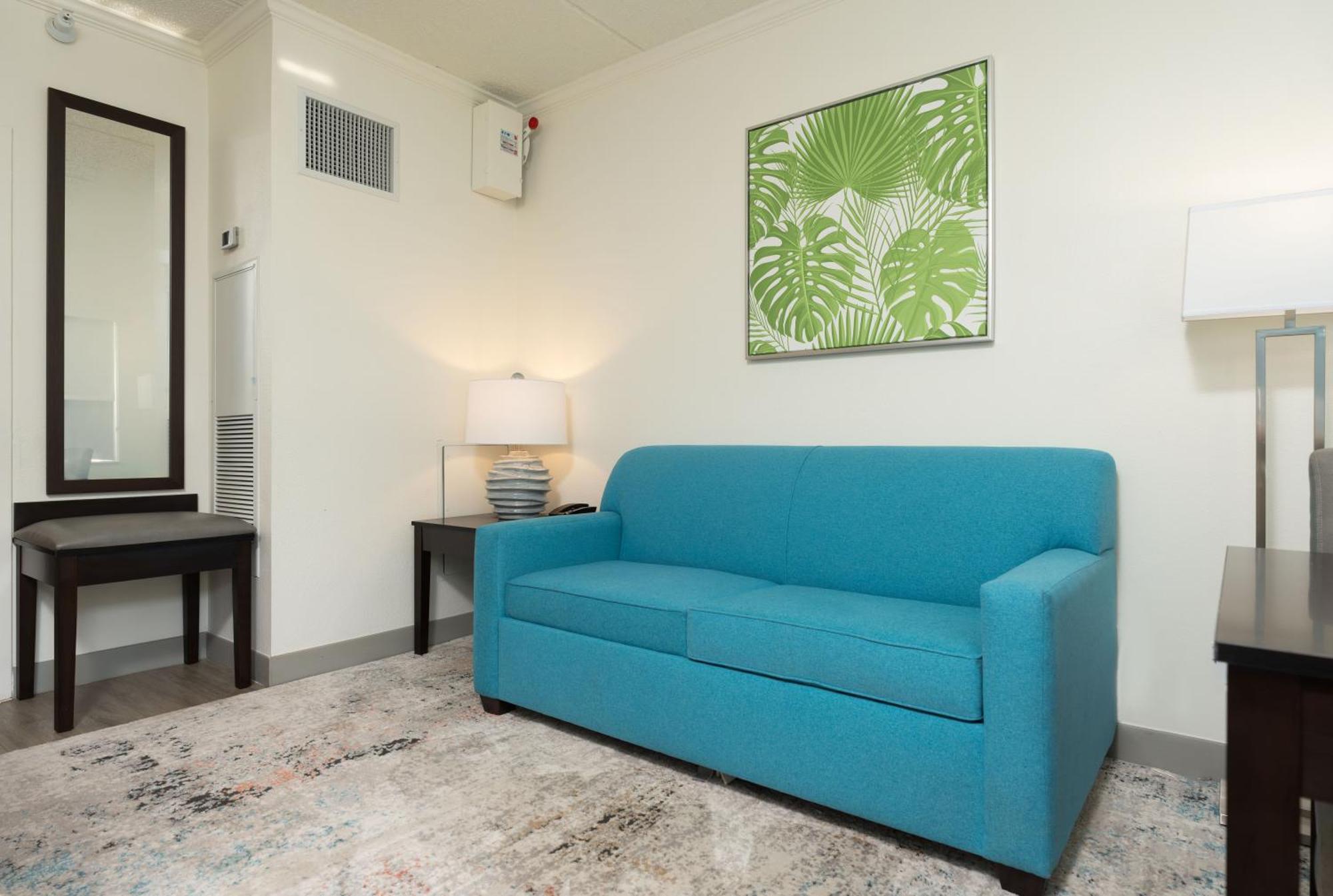 Oasis Bay Suites, Tampa, Busch Gardens, Usf Экстерьер фото