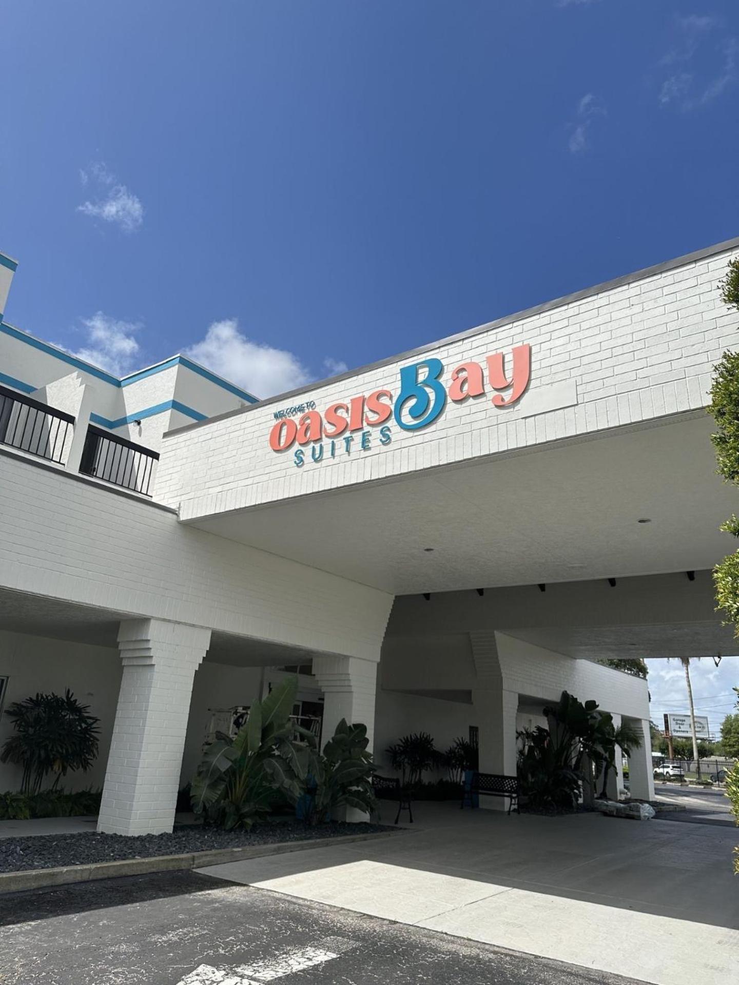 Oasis Bay Suites, Tampa, Busch Gardens, Usf Экстерьер фото